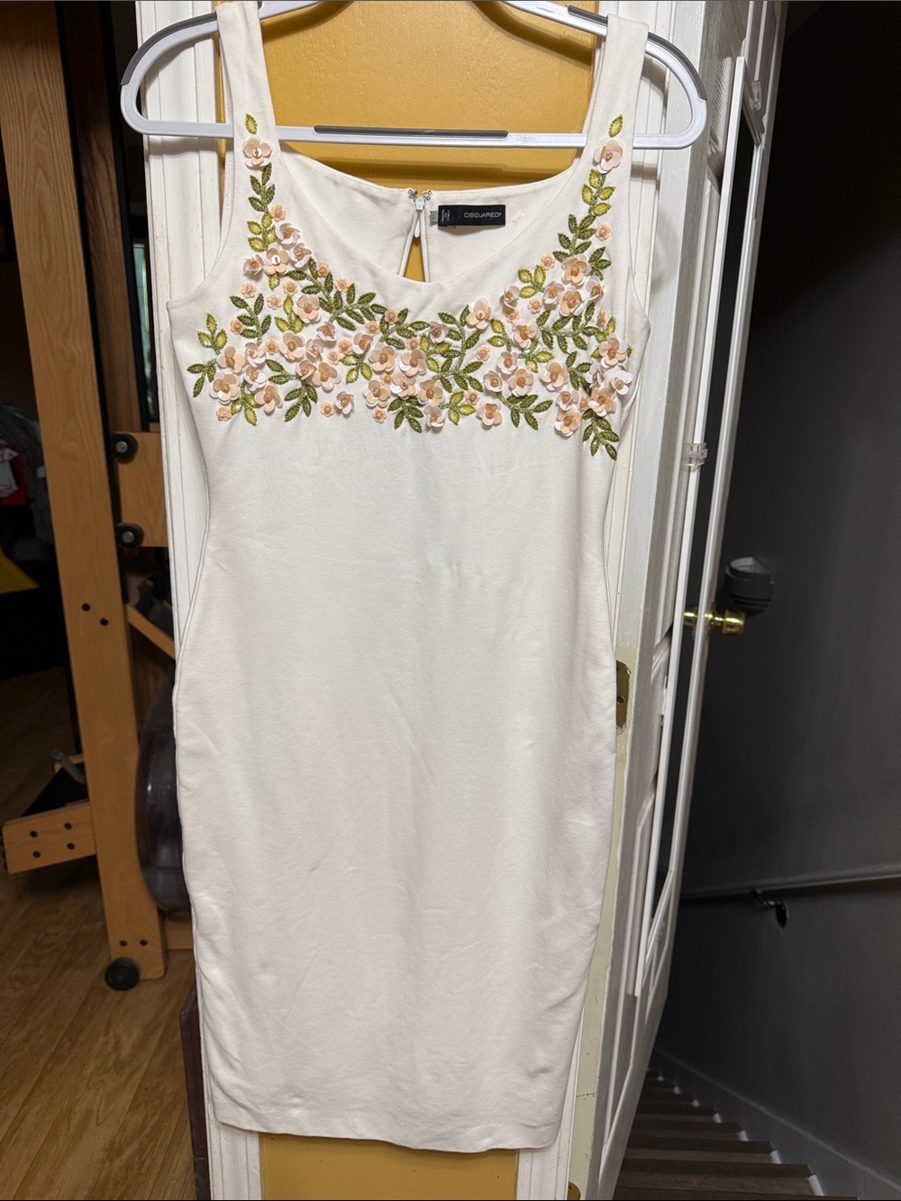 DSQUARED2 Cream Embellished Floral Sheath L 3D Sequin Flower Designer Midi Dress